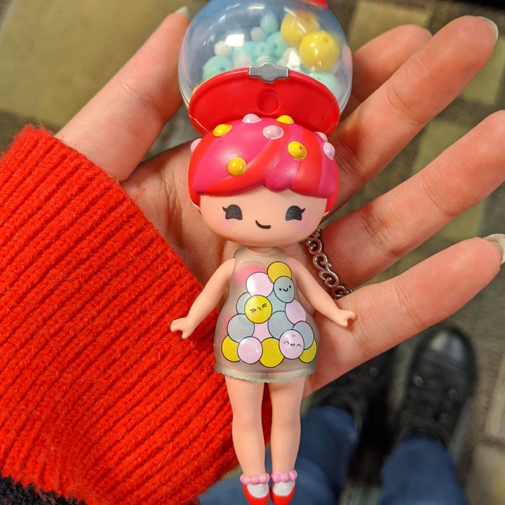 NEW Bella Bubbles Secret Crush Minis Collectible Figure Doll with beads Gumball